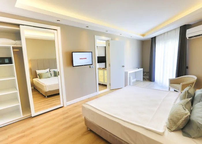 Bella & Hotel 4*
