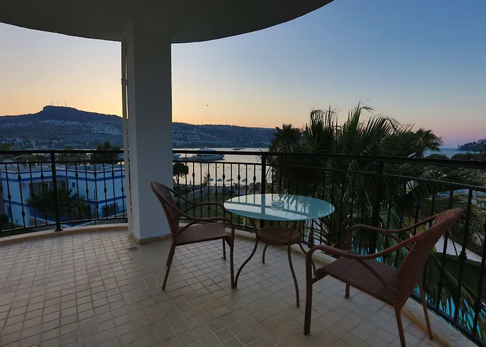 Hotel Bella & Gündoğan
