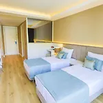 Bella & Hotell